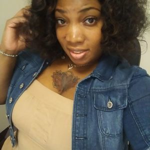 Meet your Posher, Sherita